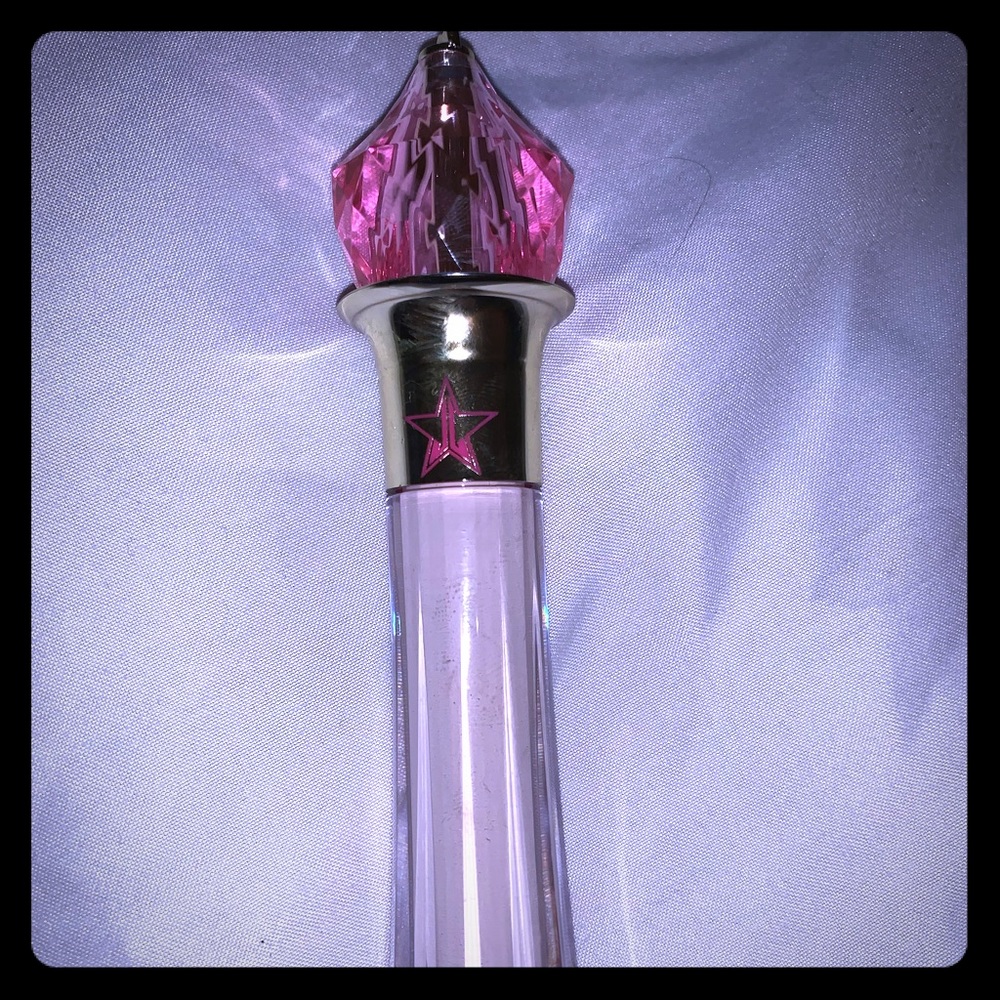 Jeffree Star C4 concealer